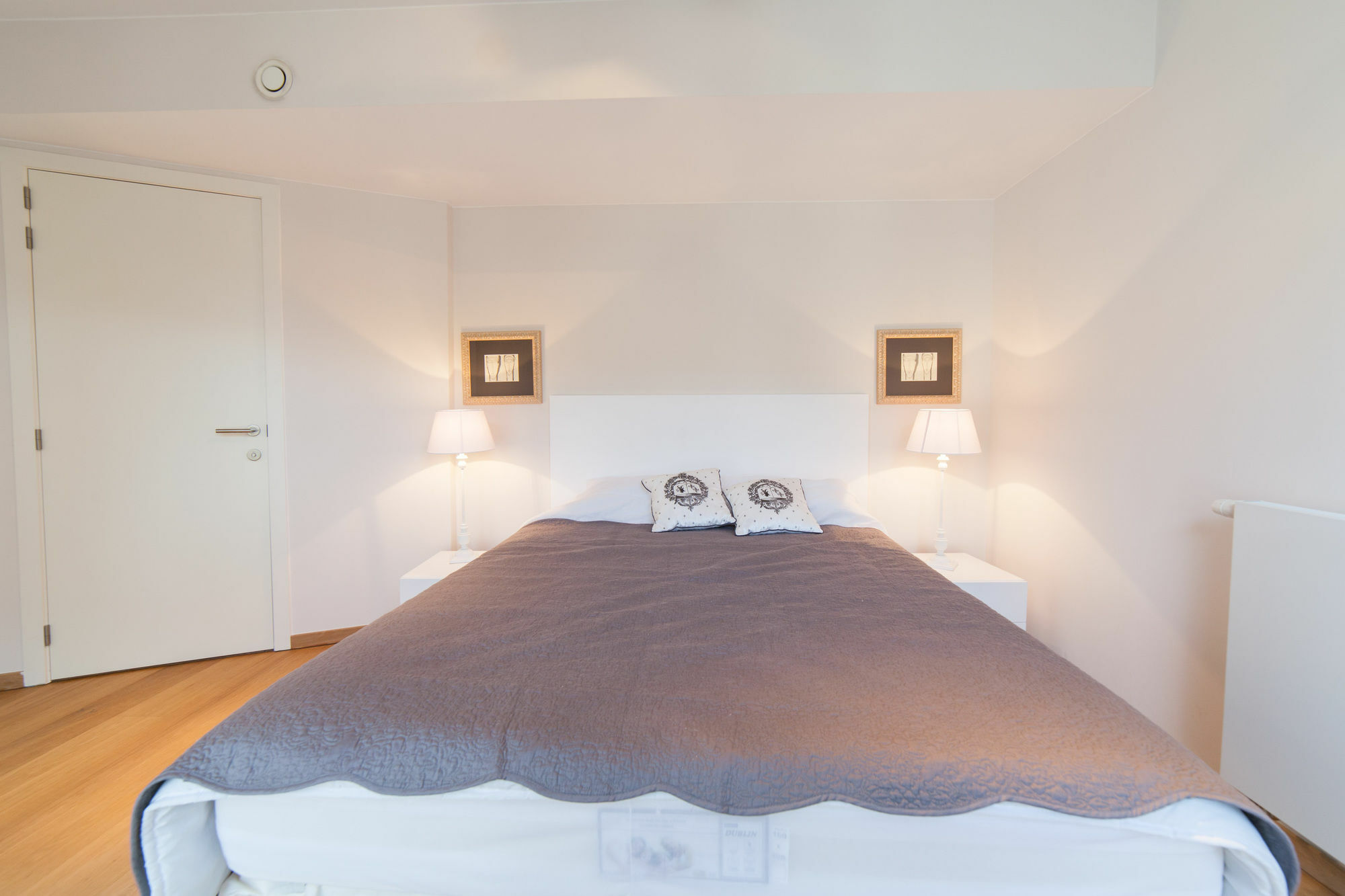 Sweet Inn Apartments - Place Flagey Bruselas Exterior foto